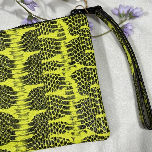 NWT Aimee Kestenberg‎ Berkeley Leather Pouch in Citrine Python - Picture 3 of 13